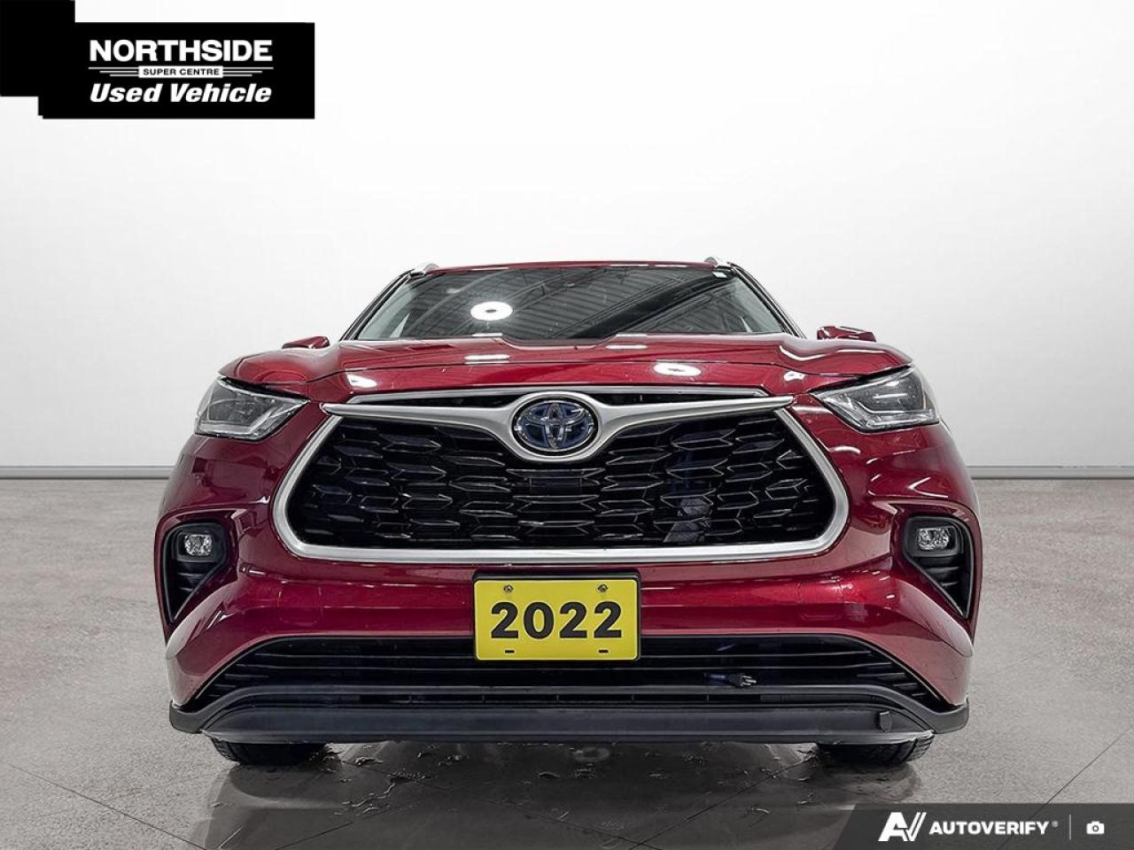 2022 Toyota Highlander Hybrid XLE 4dr All-Wheel Drive Photo