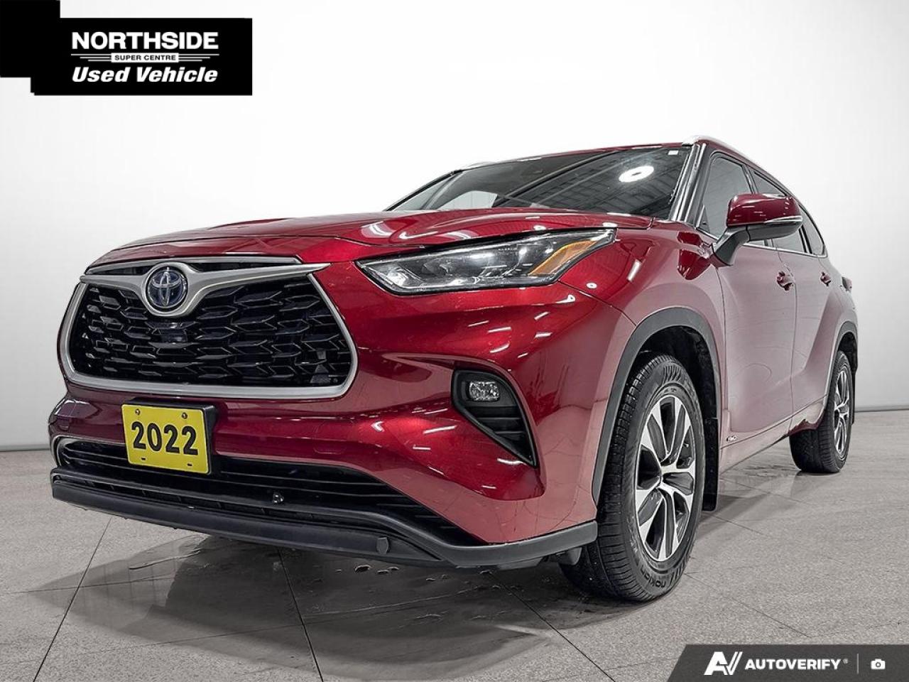 2022 Toyota Highlander Hybrid XLE 4dr All-Wheel Drive Photo