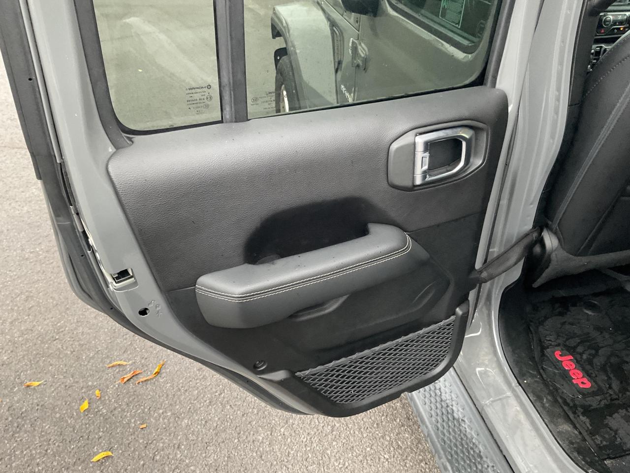 2019 Jeep WRANGLER UNLIMITED Sahara 4dr 4x4 Photo