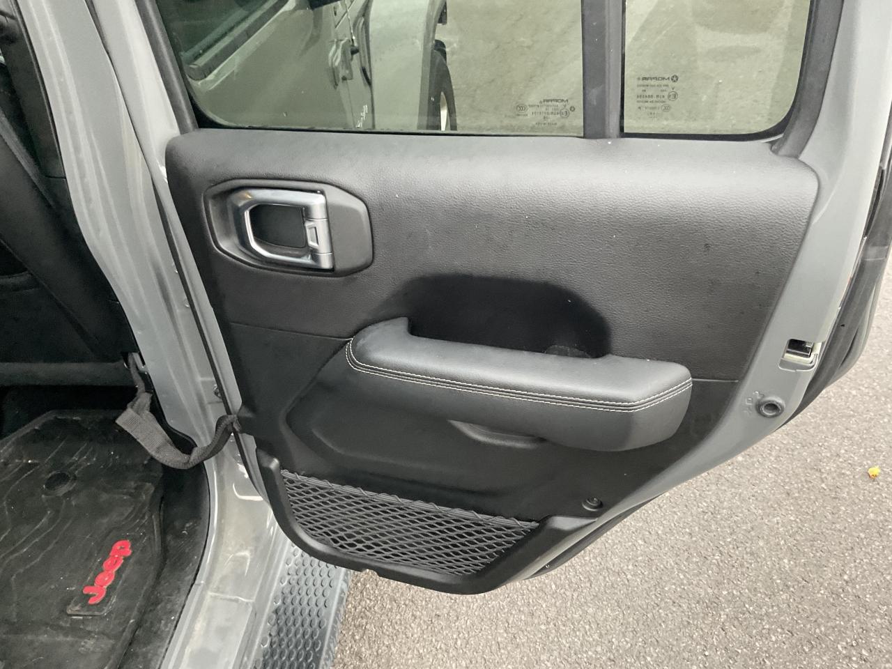 2019 Jeep WRANGLER UNLIMITED Sahara 4dr 4x4 Photo