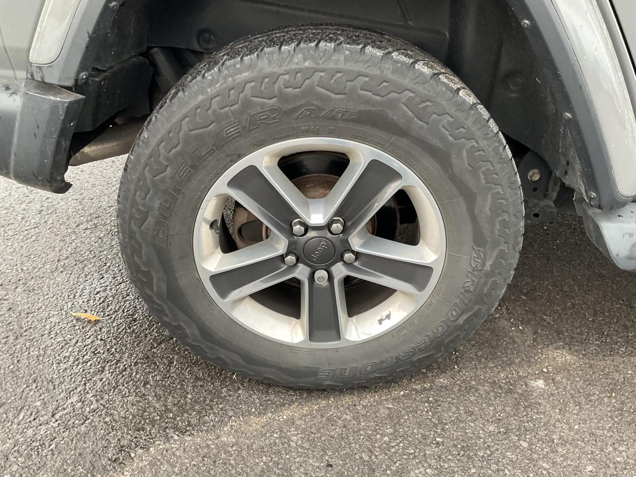 2019 Jeep WRANGLER UNLIMITED Sahara 4dr 4x4 Photo