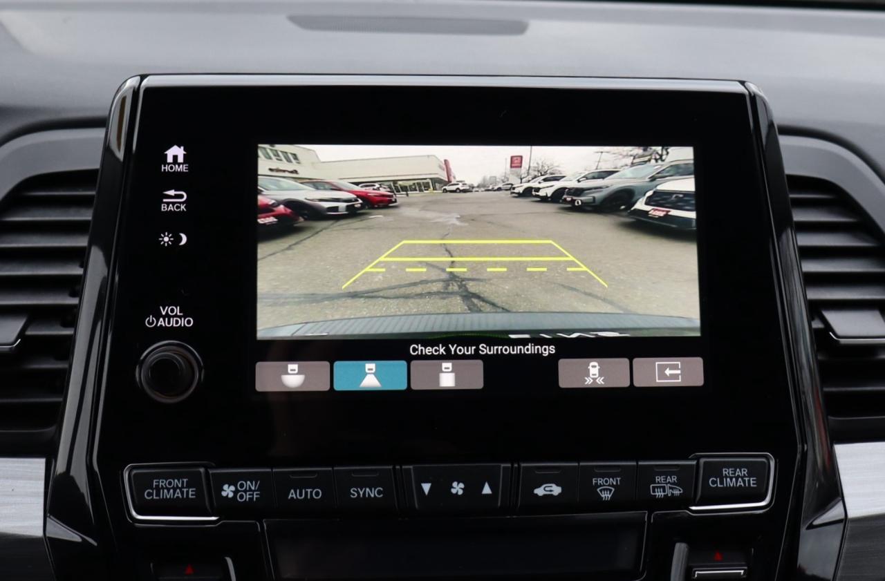 2022 Honda Odyssey Touring Passenger Van Photo