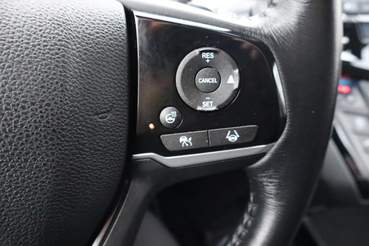 2022 Honda Odyssey Touring Passenger Van Photo