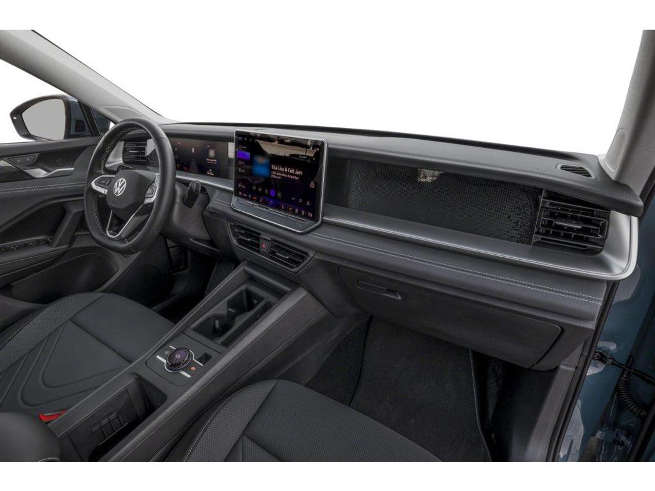 2026 Volkswagen Tiguan Comfortline 4dr All-wheel Drive 4MOTION Photo