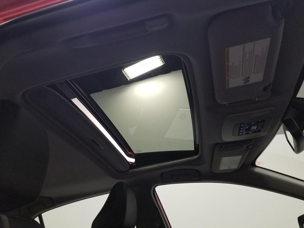 2023 Toyota Camry Hybrid SE 4dr Sedan Photo