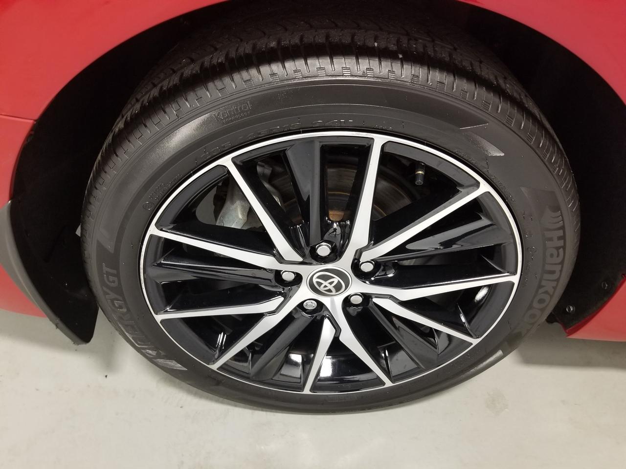 2023 Toyota Camry Hybrid SE 4dr Sedan Photo