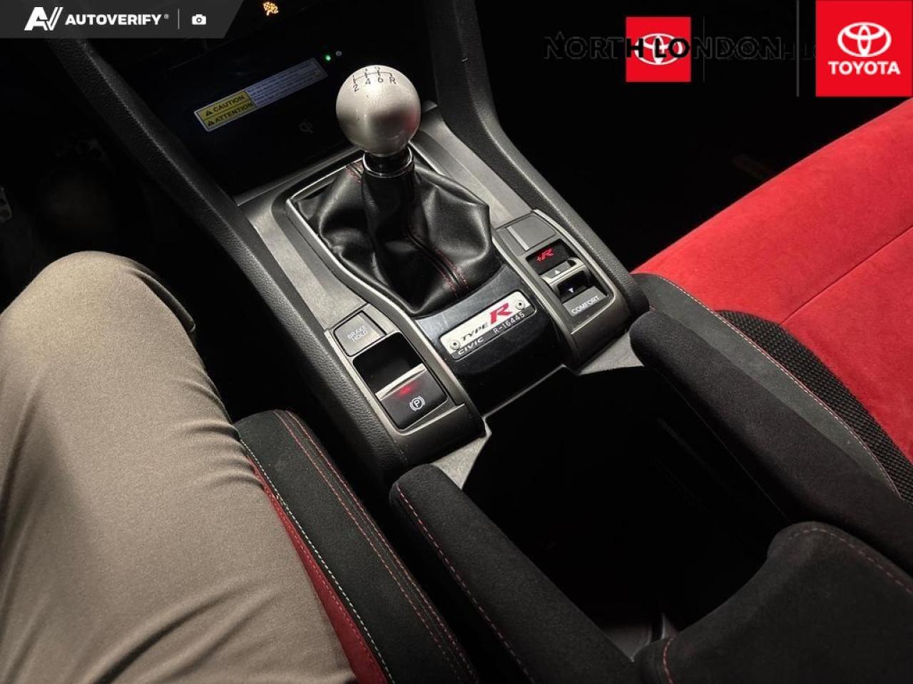 2018 Honda Civic Type R Base 4dr Hatchback Photo