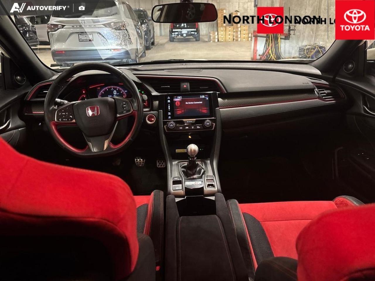 2018 Honda Civic Type R Base 4dr Hatchback Photo