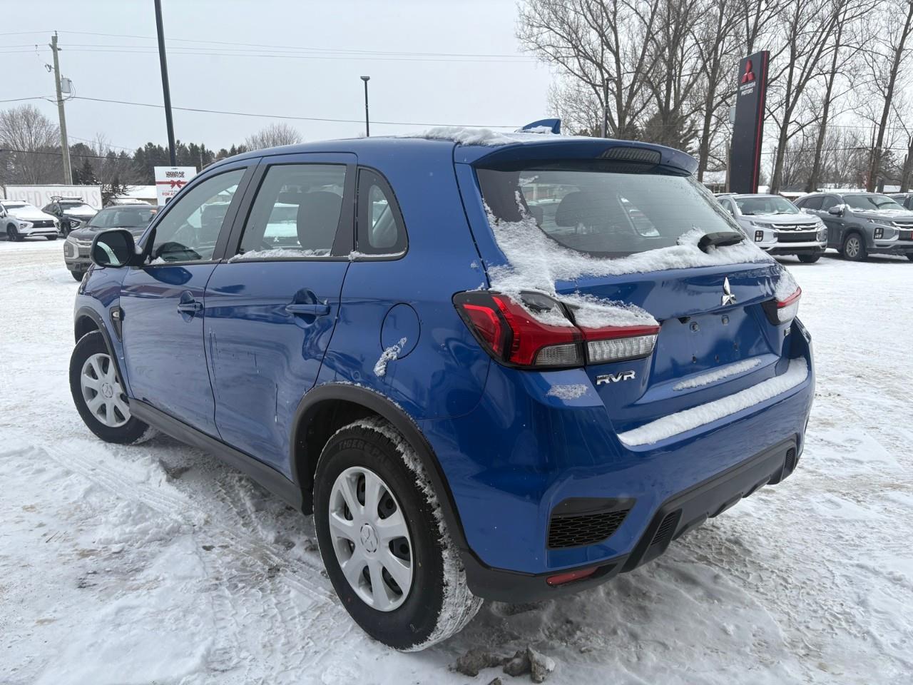 2023 Mitsubishi RVR ES 4dr AWC Photo