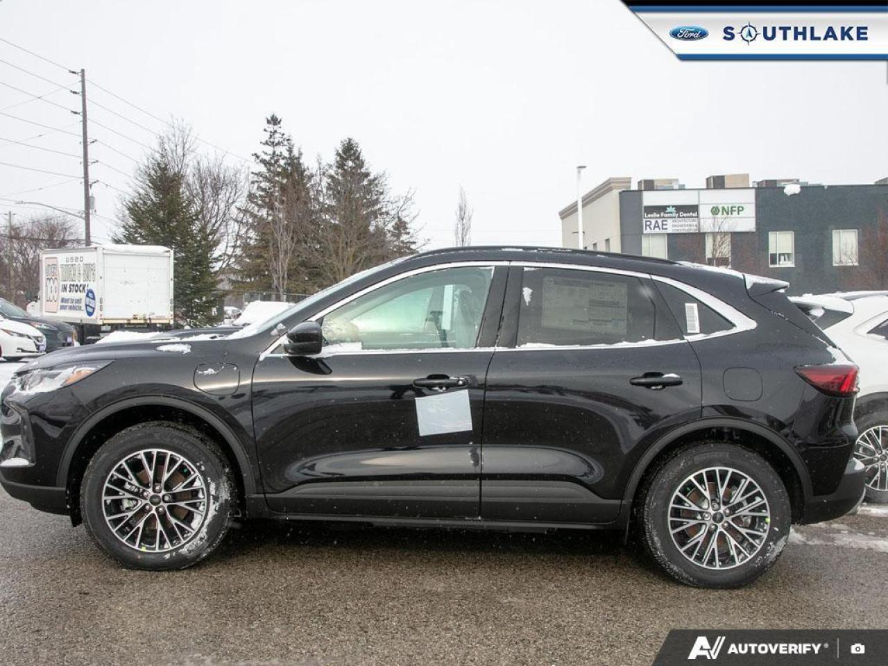 2026 Ford Escape PHEV 4dr Front-Wheel Drive Photo2