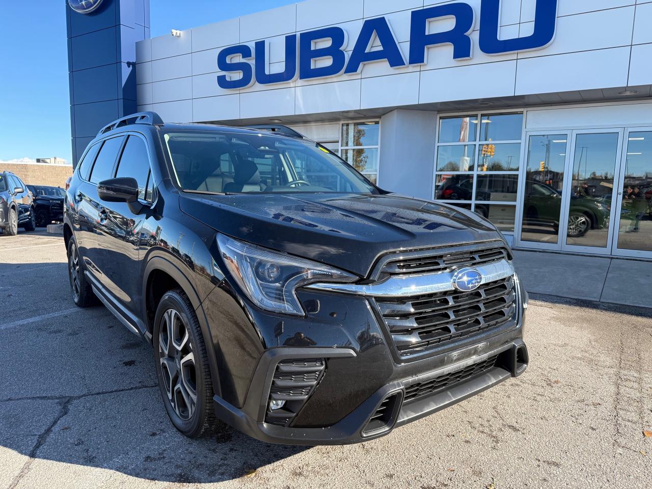 2023 Subaru ASCENT Limited 8-Passenger (CVT) 4dr All-Wheel Drive Photo