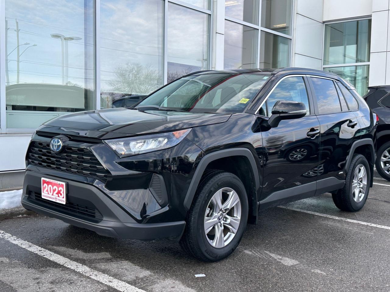 2023 Toyota RAV4 Hybrid LE 4dr All-Wheel Drive Photo0