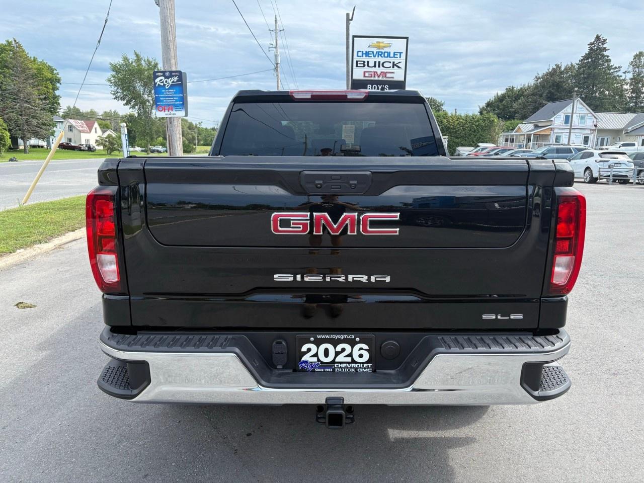 2026 GMC Sierra 1500 Crew Cab Short Box 4-Wheel Drive SLE Photo