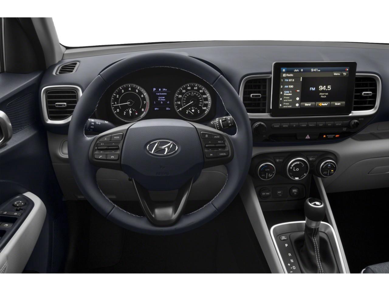 2022 Hyundai Venue Preferred 4dr Front-Wheel Drive Photo3