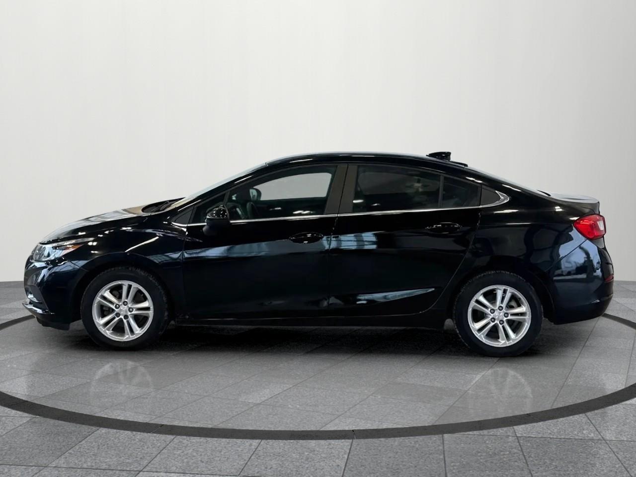 2017 Chevrolet Cruze LT Auto 4dr Sedan Photo