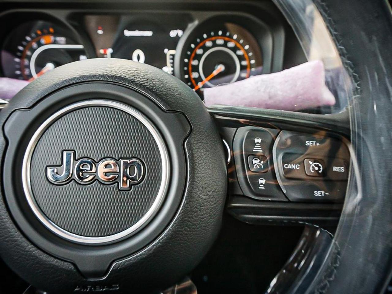 2025 Jeep Wrangler  Photo