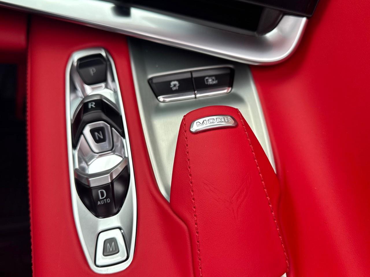 2025 Chevrolet Corvette StingRay Convertible 3LT Photo