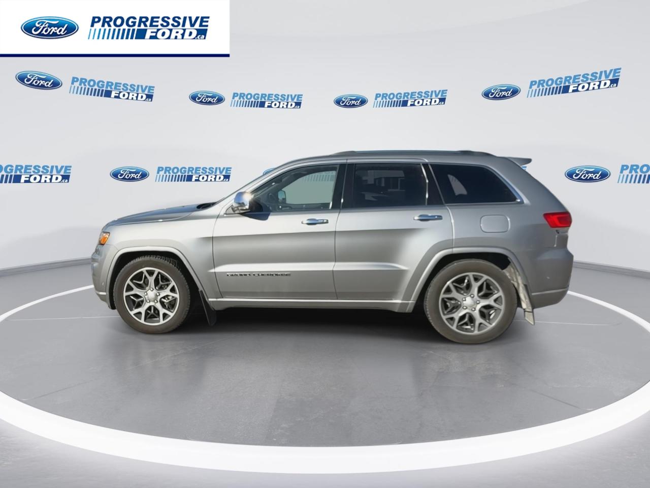 2021 Jeep Grand Cherokee Overland 4dr 4x4 Photo
