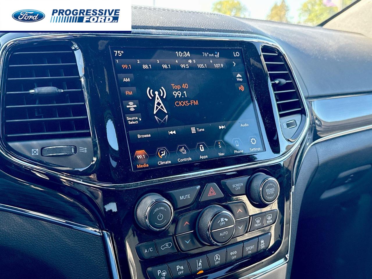 2021 Jeep Grand Cherokee Overland 4dr 4x4 Photo