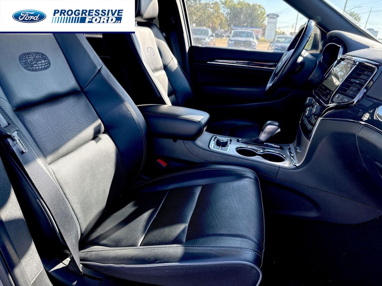 2021 Jeep Grand Cherokee Overland 4dr 4x4 Photo