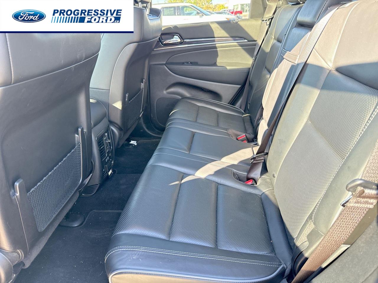 2021 Jeep Grand Cherokee Overland 4dr 4x4 Photo