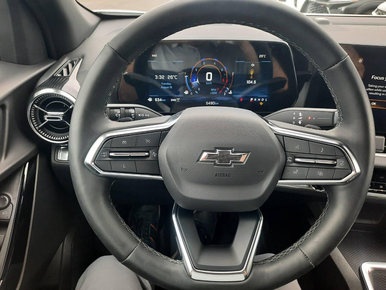 2025 Chevrolet Equinox AWD LT Photo