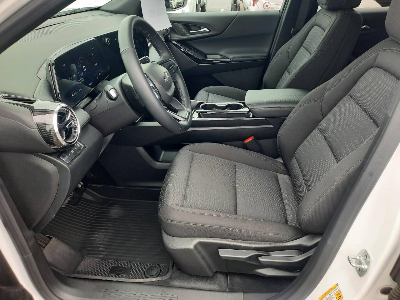 2025 Chevrolet Equinox AWD LT Photo