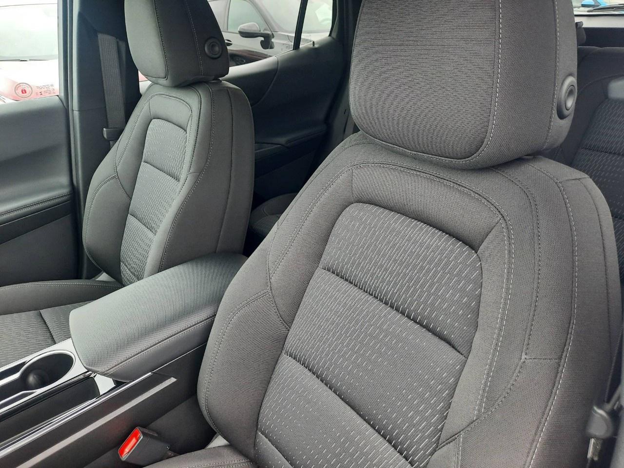 2025 Chevrolet Equinox AWD LT Photo