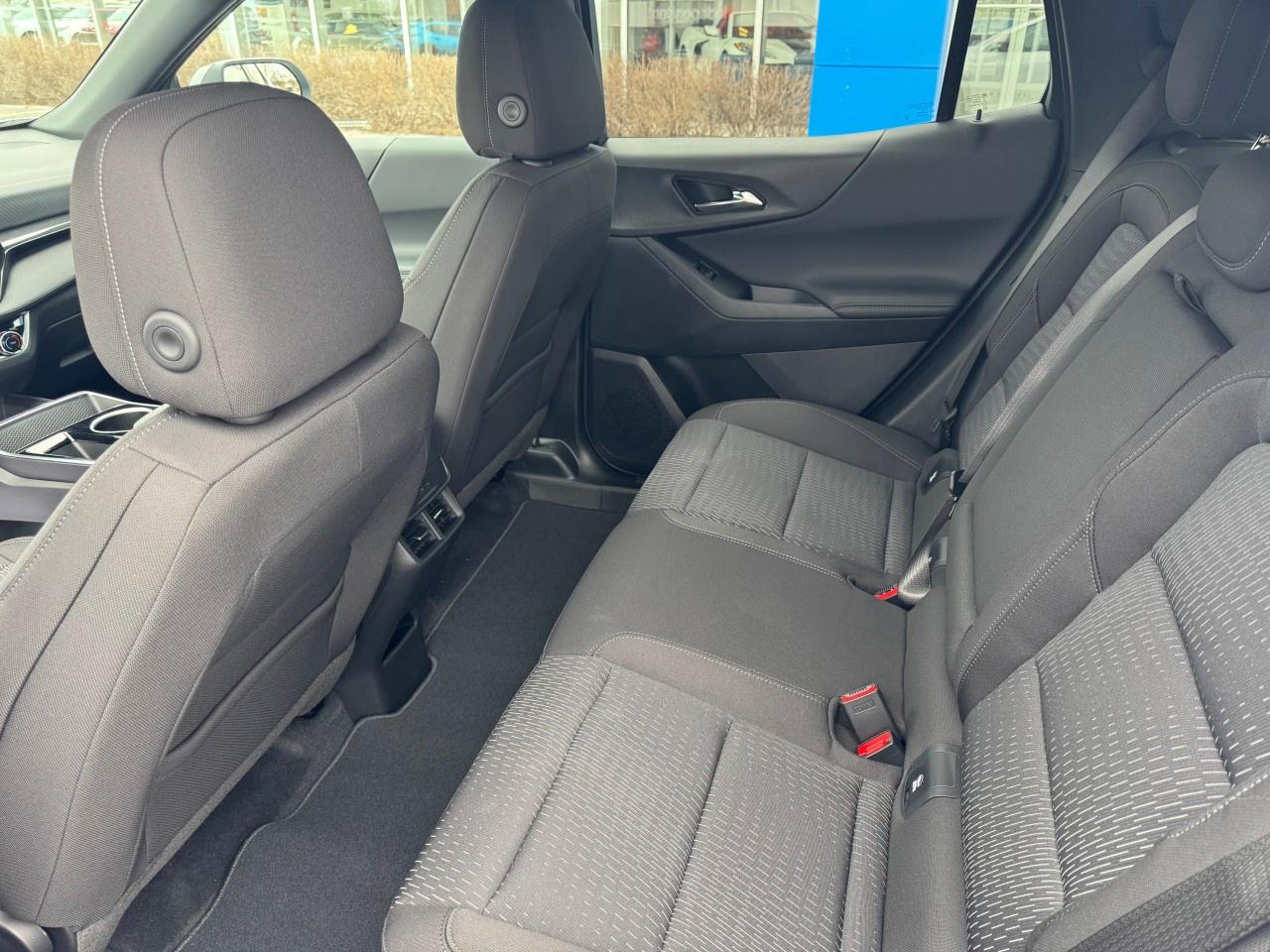 2025 Chevrolet Equinox AWD LT Photo