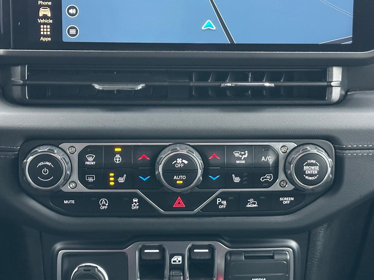 2024 Jeep Wrangler SAHARA 4DR 4X4 Photo