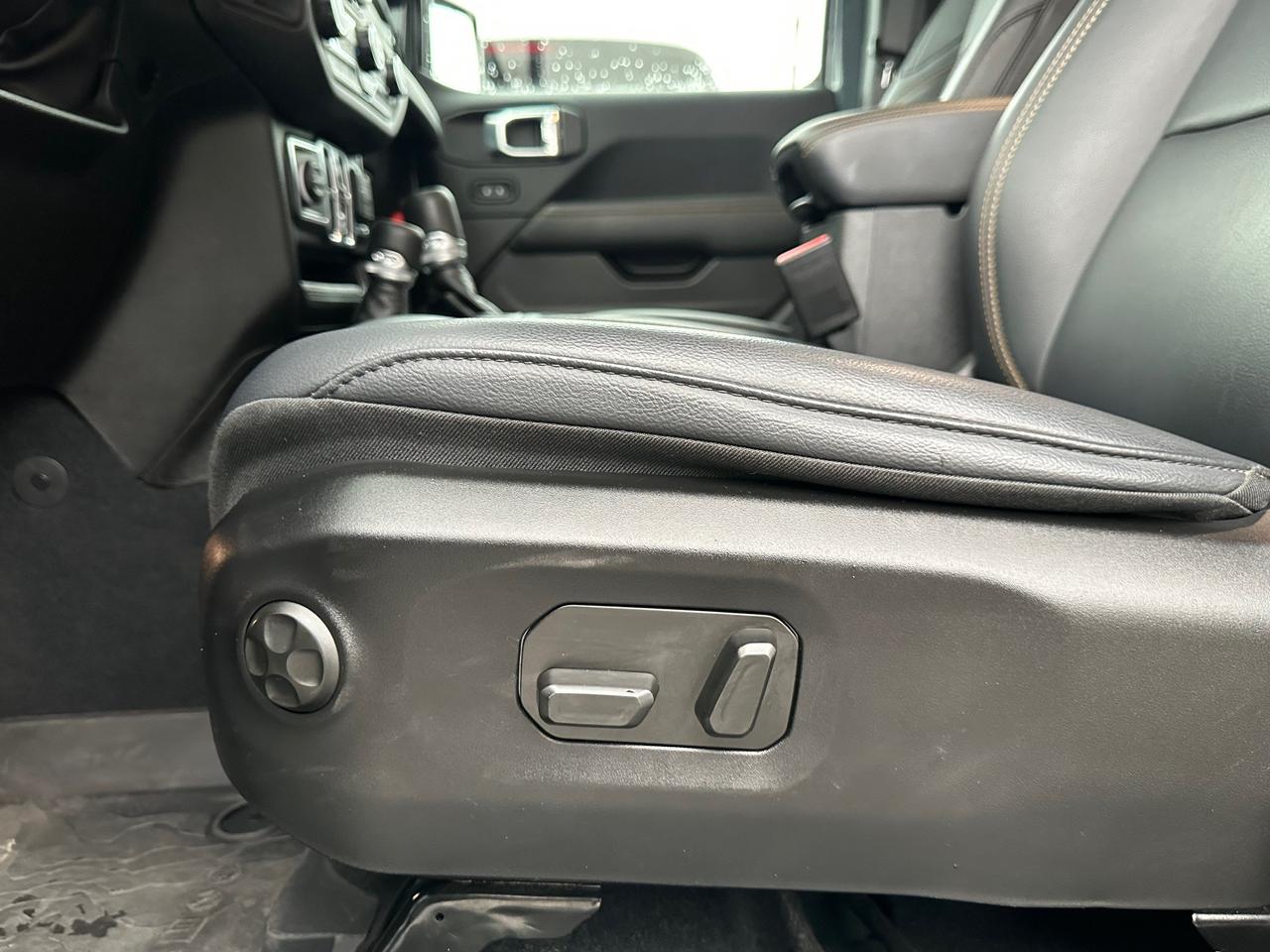 2024 Jeep Wrangler SAHARA 4DR 4X4 Photo