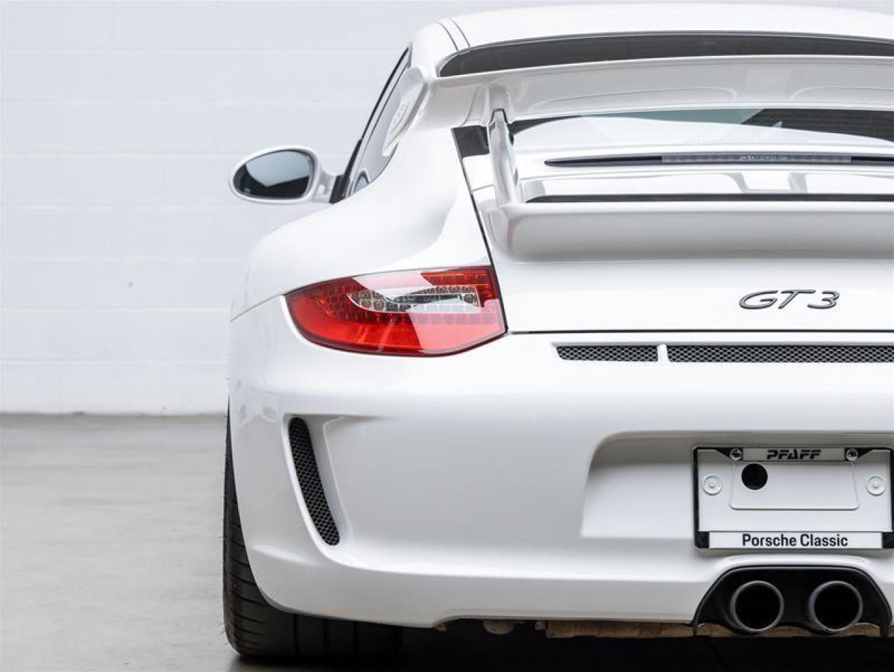 2010 Porsche 911  Photo