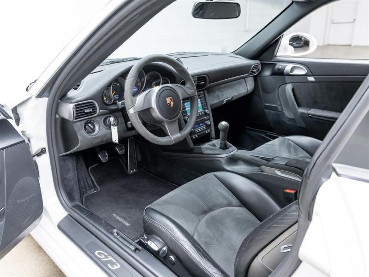 2010 Porsche 911  Photo