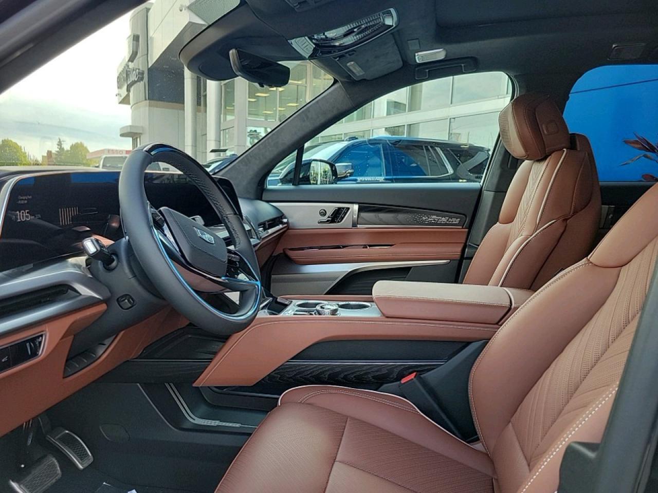 2026 Cadillac VISTIQ Platinum 4dr All-Wheel Drive Photo