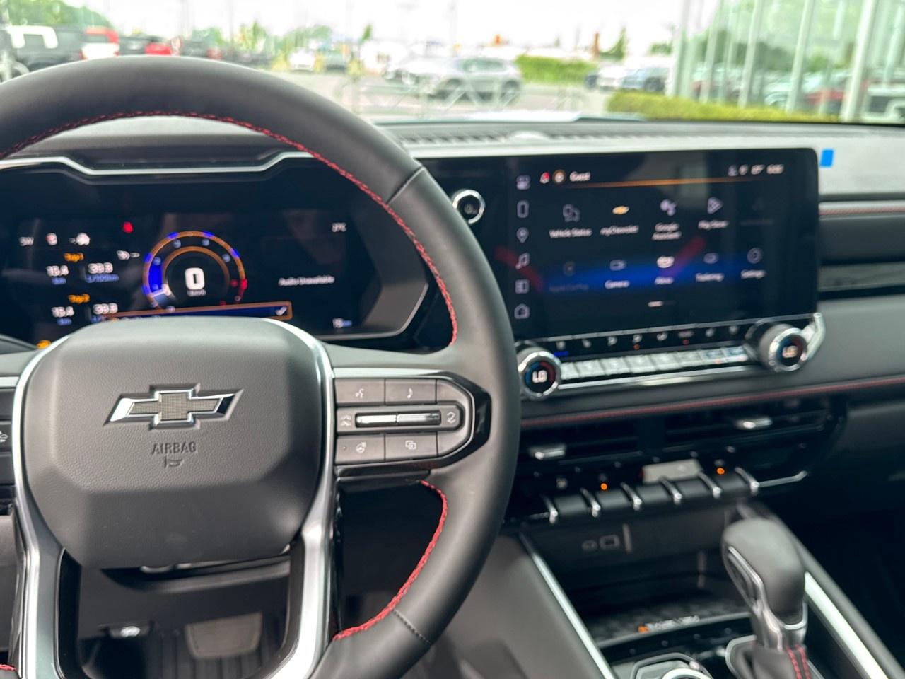 2025 Chevrolet Colorado Crew Cab Short Box 4-Wheel Drive Z71 Photo