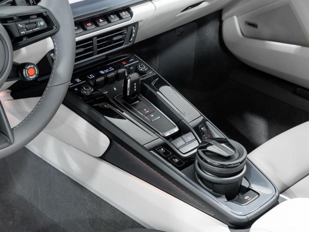 2025 Porsche 911  Photo