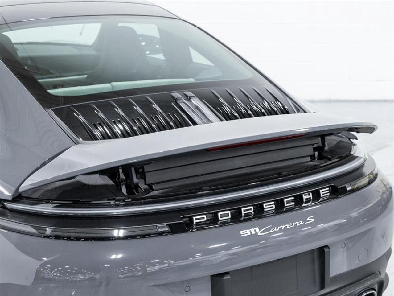 2025 Porsche 911  Photo