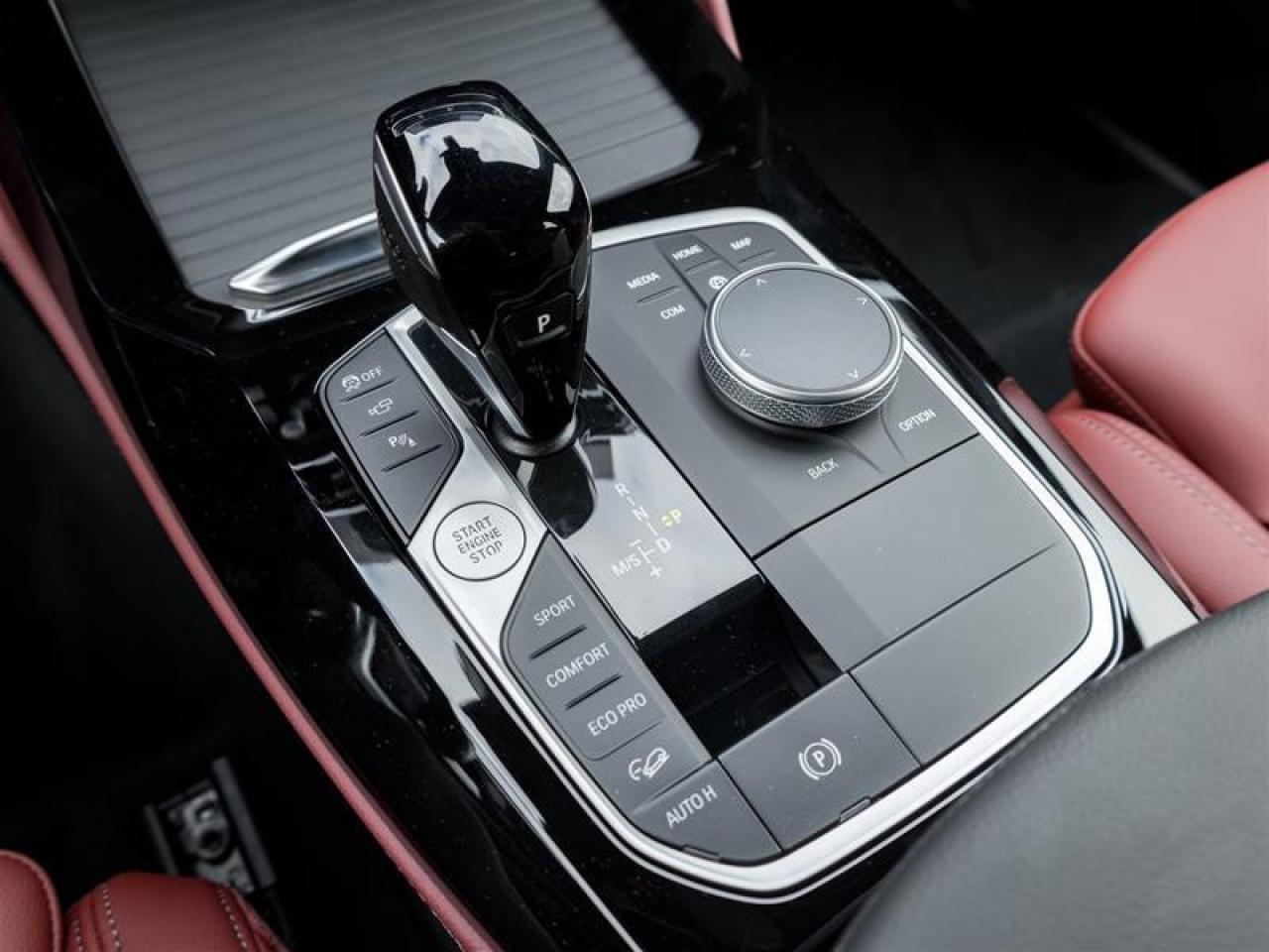 2025 BMW X4 M40i xDrive 4dr All-Wheel Drive Sports Activity Coupe Photo