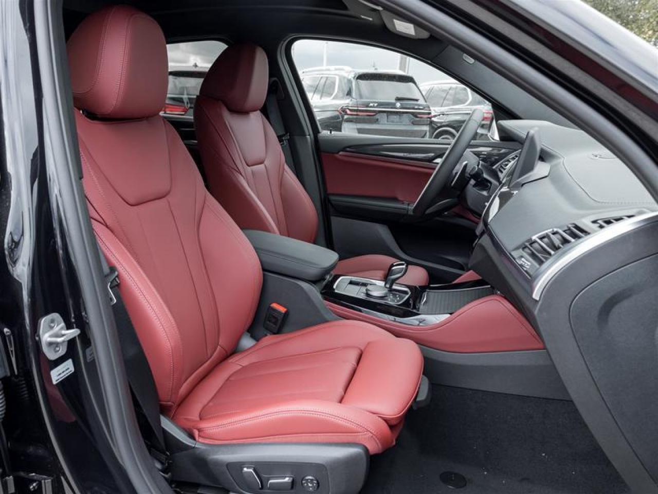 2025 BMW X4 M40i xDrive 4dr All-Wheel Drive Sports Activity Coupe Photo