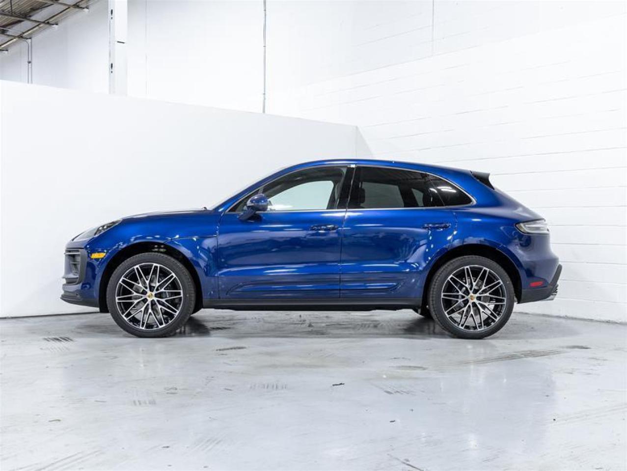 2025 Porsche Macan  Photo
