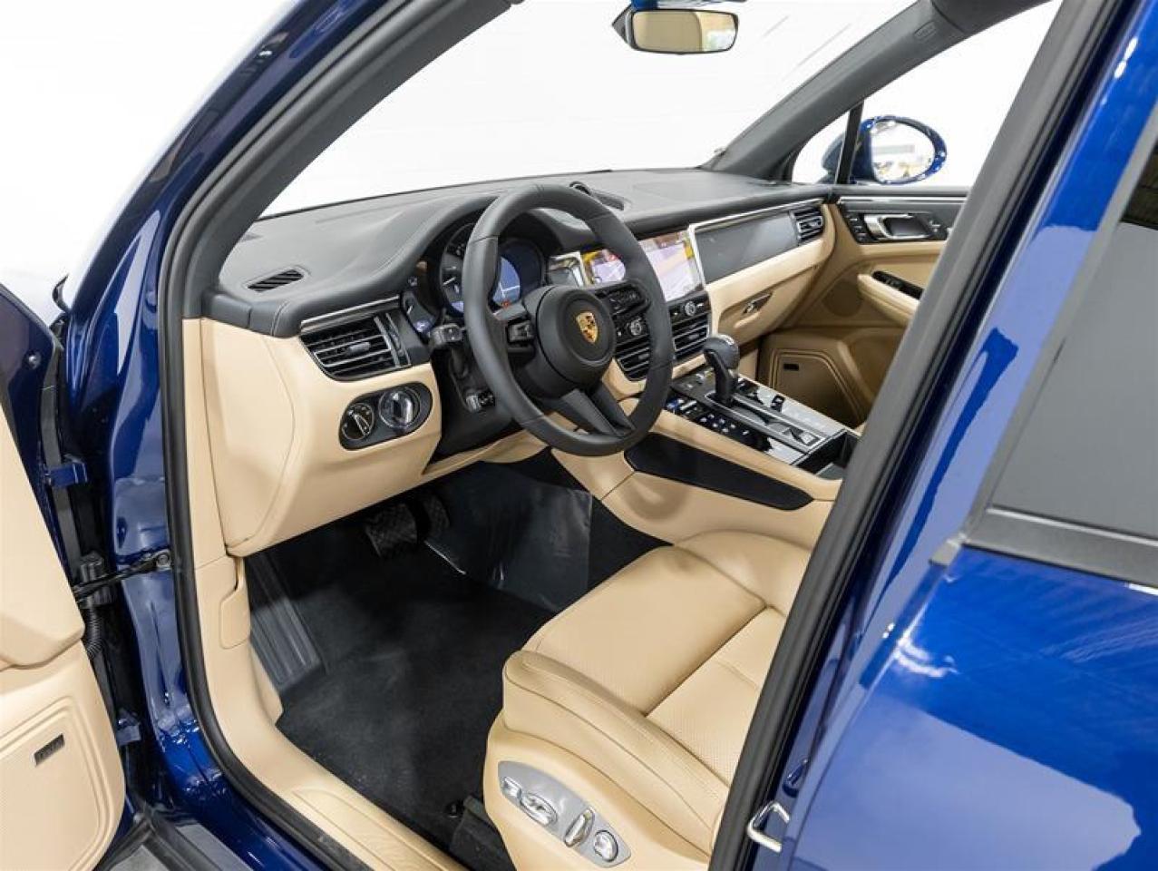 2025 Porsche Macan  Photo