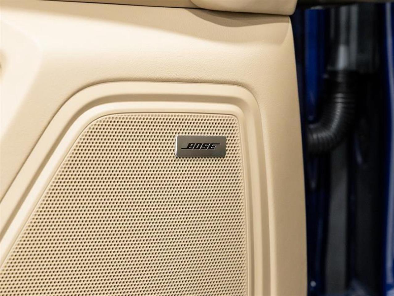 2025 Porsche Macan  Photo