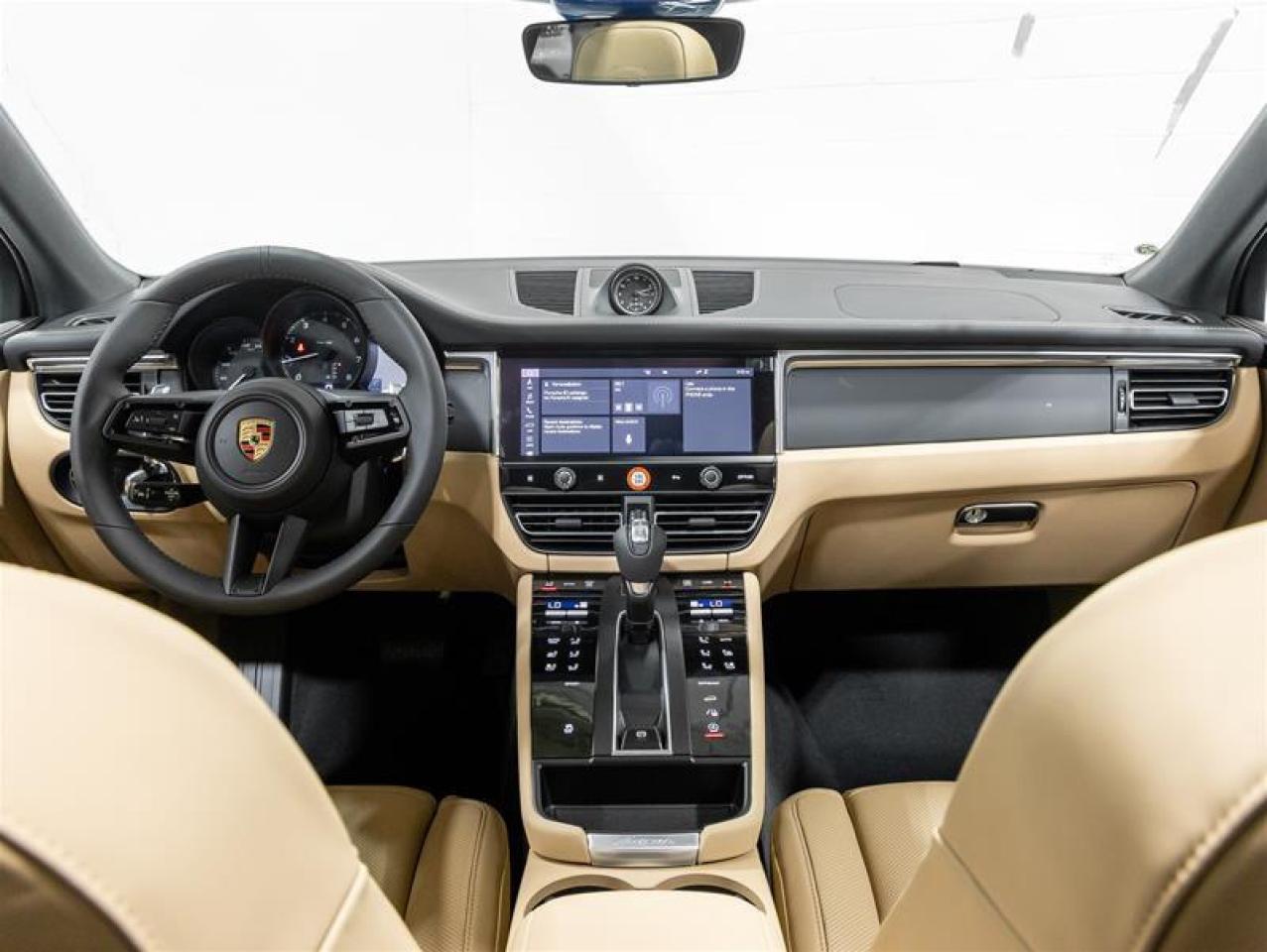 2025 Porsche Macan  Photo