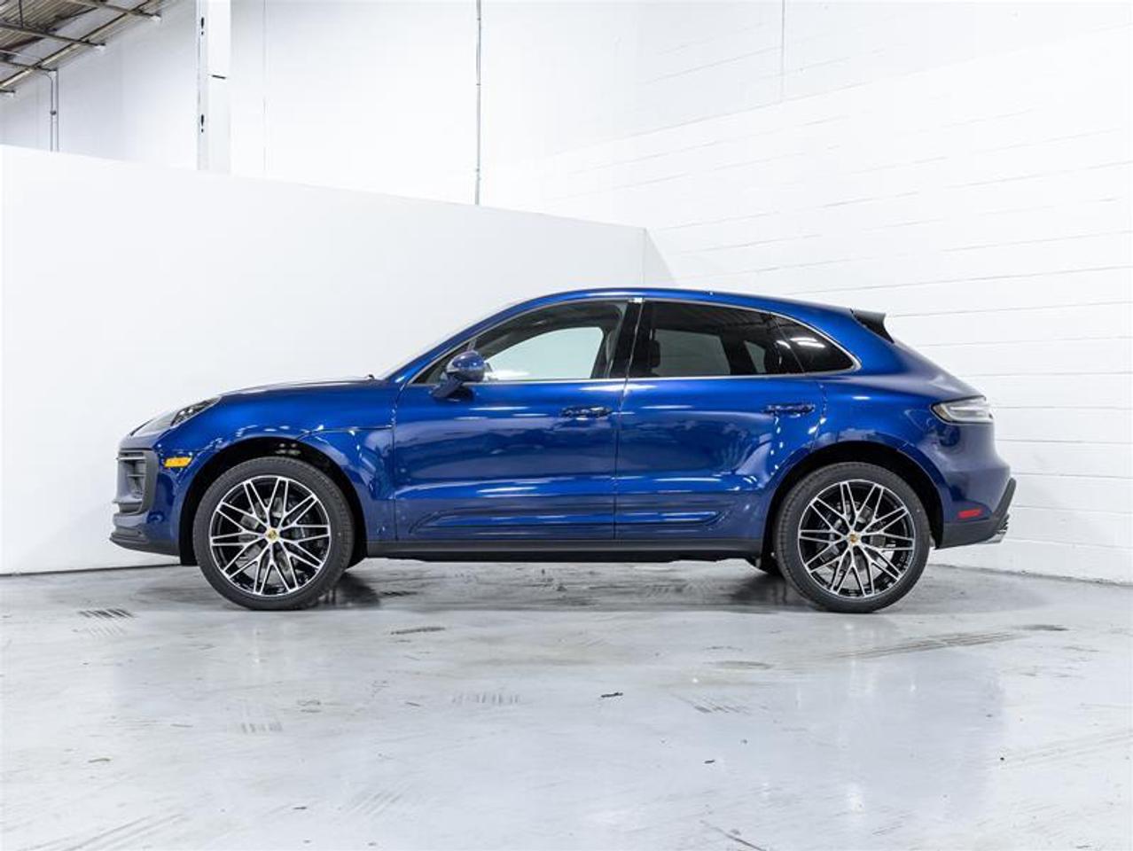 2025 Porsche Macan  Photo