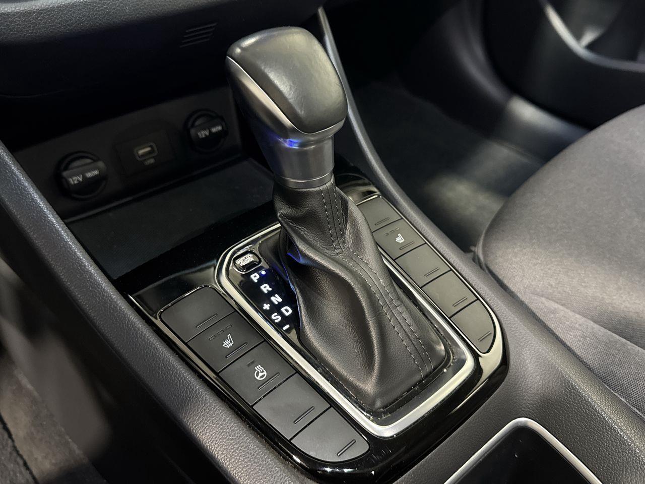 2020 Hyundai Ioniq Hybrid Preferred 4dr Hatchback Photo