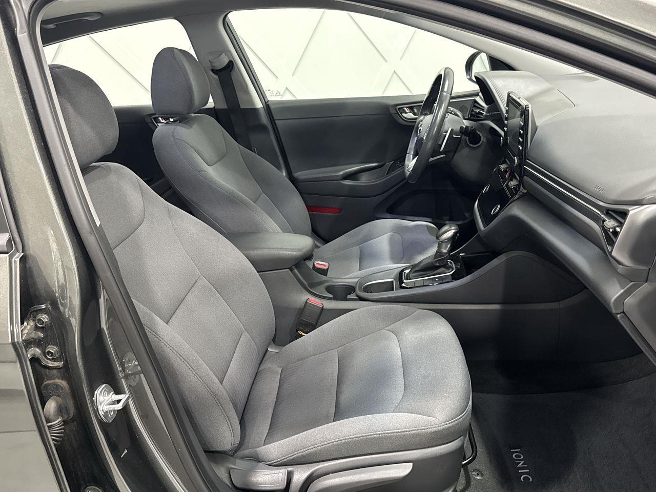 2020 Hyundai Ioniq Hybrid Preferred 4dr Hatchback Photo