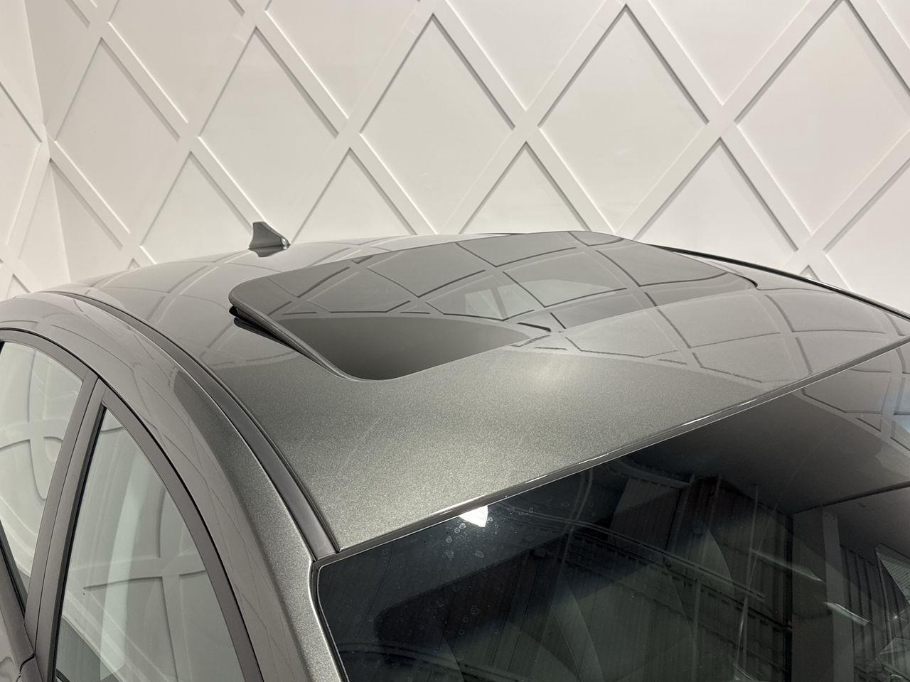 2020 Hyundai Ioniq Hybrid Preferred 4dr Hatchback Photo