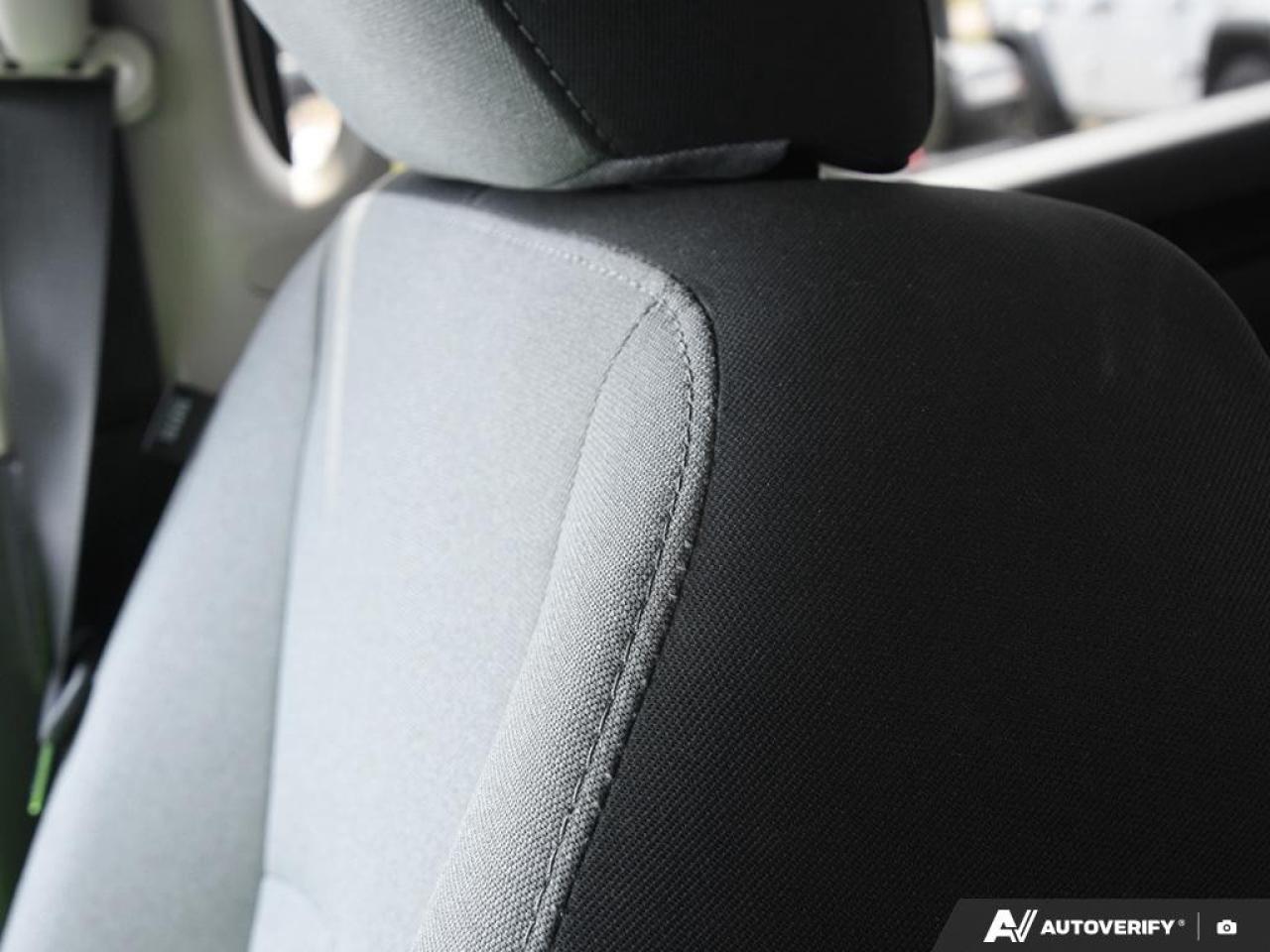 2022 RAM 1500 Classic EXPRESS 4X4 CREW CAB 5'7" BOX Photo