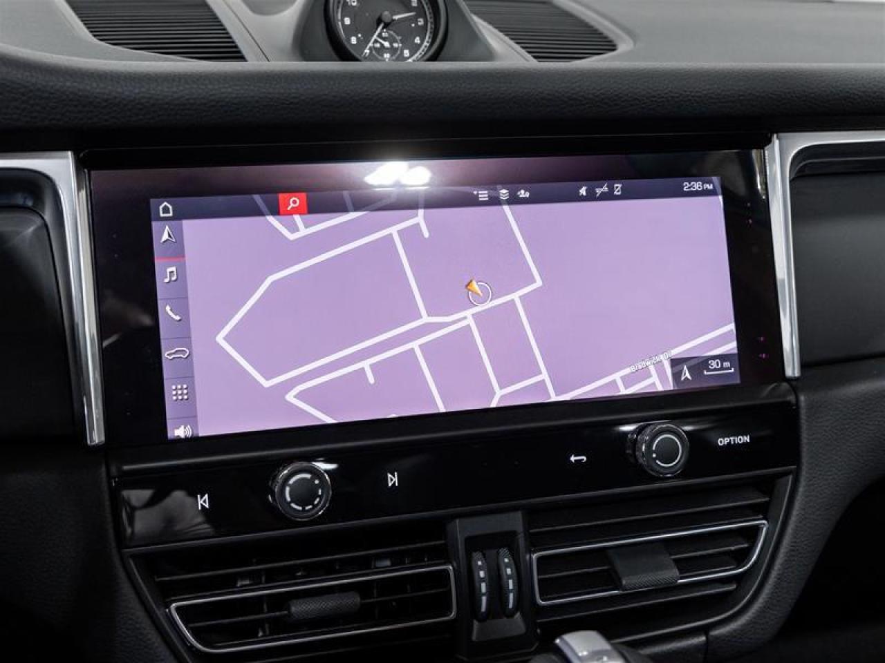 2025 Porsche Macan  Photo