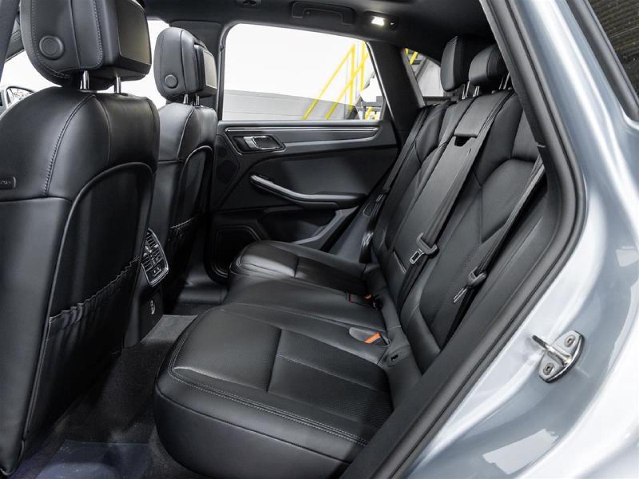 2025 Porsche Macan  Photo